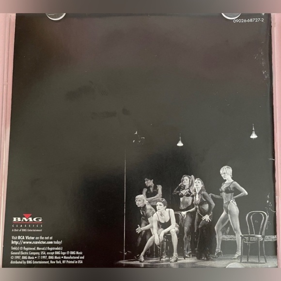 Various – Chicago, The Musical
With ticket stub Collectible - Picture 5 of 9